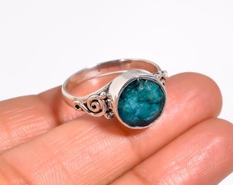 Smaragdring, slipad stenring, 925 sterlingsilverring, grön stenring, handgjord designring, naturlig födelsestensring, bröllopspresent till henne