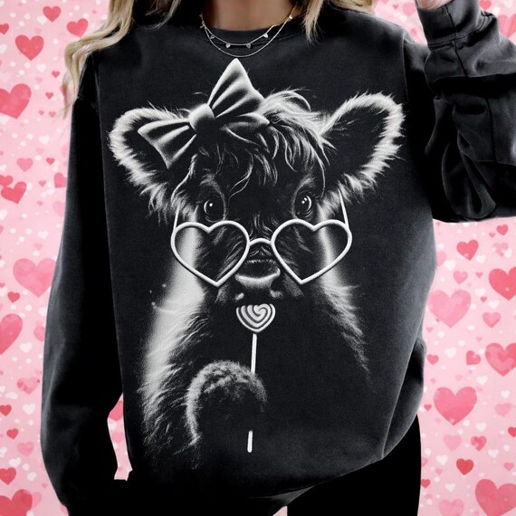 Halftone Highland Cow png, Valentine Coquette Cow Png, Valentine Heart Png, Love Png, Valentine's Day, Retro Valentine Png, Digital File