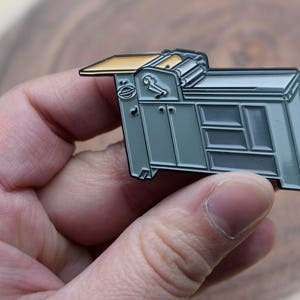 Vandercook Letterpress Enamel Pin