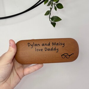 Personalisierte Brillenhülle mit Lasergravur, individuelles Geschenk für Sie und Ihn | Brillenetui mit individueller Gravur Bild 9