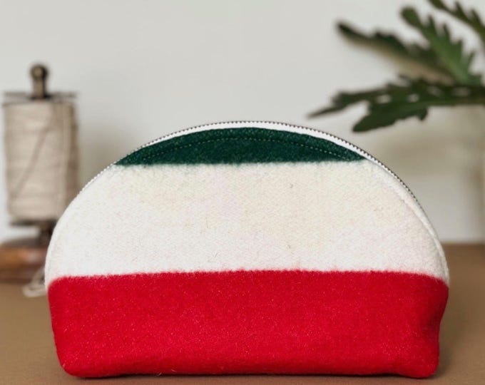 Wool Clamshell Bag with Custom Inside Message