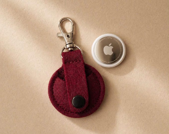 Wool Felt AirTag Holder Keychain