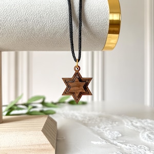 Colgante de madera de olivo - Estrella de David