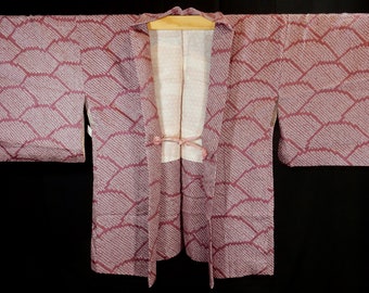 Gentle plum purple waves silk shibori haori - a vintage Japanese kimono jacket