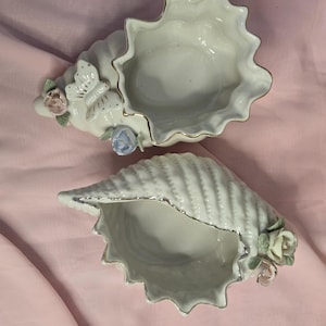 Ceramic shell planters