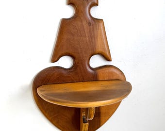 Vintage handgeschnitztes Holz Wandregal - Volkskunst Herz Silhouette
