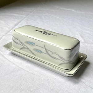 Vintage Valmont China &quot;Royal Wheat&quot; Covered Butter Dish