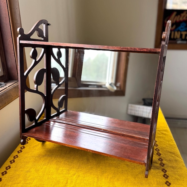Vintage Mirrored Chippendale Display Shelf