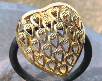Vintage Gold-Toned Celebrity Hearts Scarf Clip