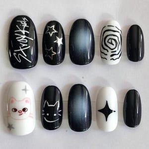 Stray Kids Inspired Press on Nails, SKZOO Character Fake Nails, Black and White K-Pop Nail Art, Aura Effect Glue ons, Luxury Custom Nails