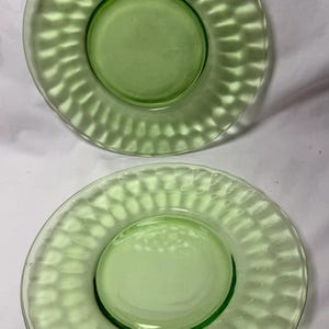 Jeannette Green Uranium Glass Hex Optic Honeycomb 7" Plates Set of 2