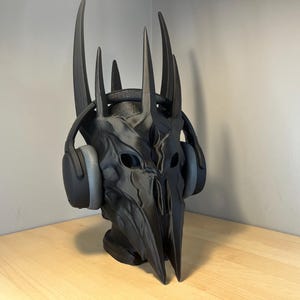 Énorme support pour casque du Seigneur des Ténèbres : support pour casque du Seigneur des Ténèbres : accessoire de bureau unique : support de style médiéval fantastique