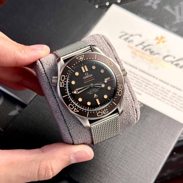 Omega Seamaster Diver 300M Chronometer Edition 43mm Dial Come With Box - Tag - Papers
