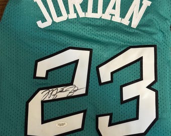 Michael Jordan Signed All Star-jersey wordt geleverd met COA