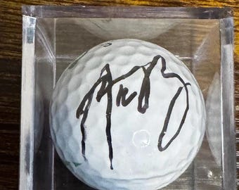 Aaron Rodgers gesigneerde golfbal wordt geleverd met COA