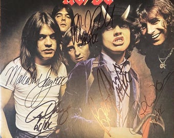 Angus Young Brian Johnson Malcom Young Phil Rudd Cliff Williams Signed AC/DC Vinyl Record Cover with LOAh