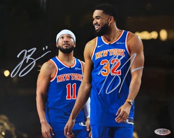 Jalen Brunson & Karl Anthony Towns NYK gesigneerde 8 x 10 foto met COA