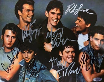 Patrick Swayze Matt Dillion Rob Lowe C. Thomas Howell Ralph Macchio Tom Cruise & Emilio Estevez Signed The Outsiders 8x10 Photo with COA