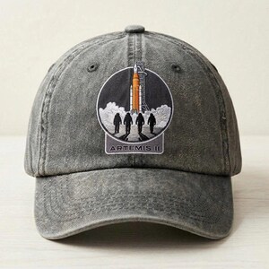 Artemis II Mission NASA Moon Mission Crew SLS Rocket Launch Baseball Cap, Space Gift Astronaut Program Hat - Lunar Orbit Commemorative Cap
