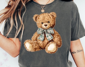 Teddy Bear T-Shirt & Sweatshirt, Trendy Coquette Winter Crewneck, Watercolor Bear Aesthetic Christmas Sweatshirt, Cute Cozy Old Money Bear