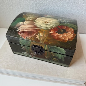 vintage moody floral box | handpainted wooden jewerly box | keepsake jewelry treasure trinket storage