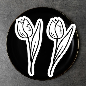 Tulip Die-Cut Place Card Template: Editable Wedding Seating Card (Digital Download)