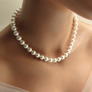 Chunky Pearl Necklace, Large 10MM Pearls, Backdrop Necklace, White Pearl or Ivory Pearl, Big Pearl Choker Necklace One Strand Pearl Necklace image 1