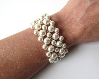 Chunky Bracelet, WHITE or IVORY Pearl Bracelet, Beaded Jewelry Bracelet, Pearl Cuff Bracelet, Gift for Her Anniversary, Wedding Jewelry