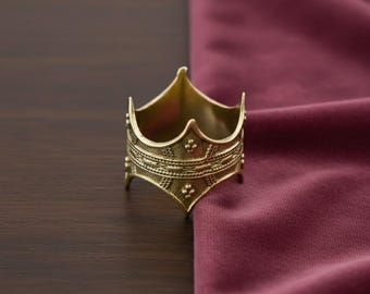 Crown Statement Ring, Medieval Gold Armor Ring, Adjustable Gold Tone Ring, Gothic Royal Ring, Boho Ethnic Jewelry