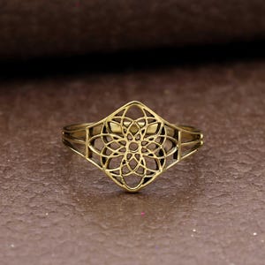 Boho Brass Mandala Ring – Handmade Geometric Floral Design, Vintage Inspired Filigree Jewelry, Adjustable Bohemian Statement Ring for Women