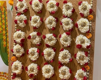 30x Gajra Bracelet Favors for Indian Wedding Sangeet, Haldi, & Dholki