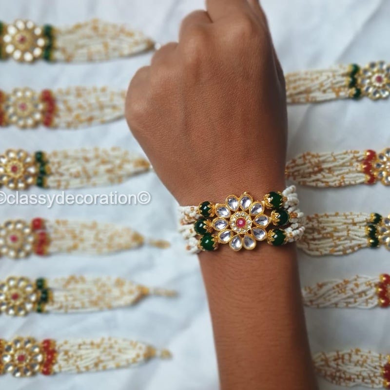 Hand Gajras G-001