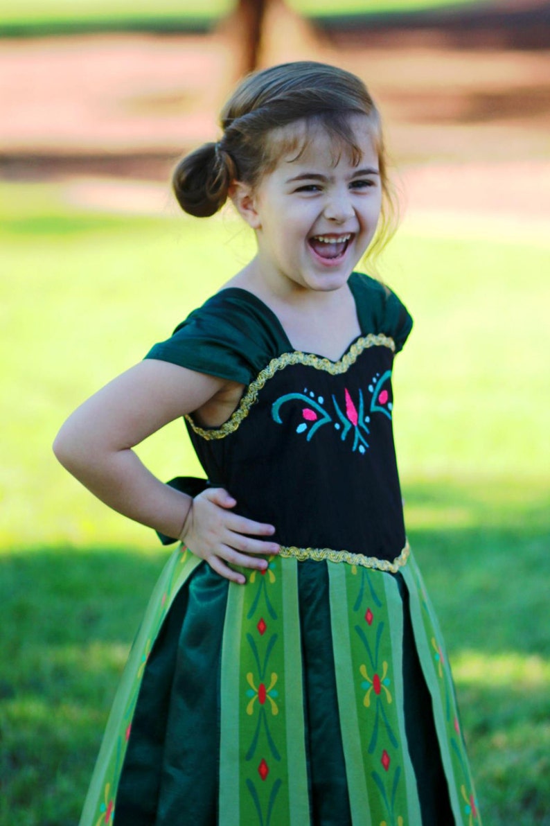 anna coronation day costume