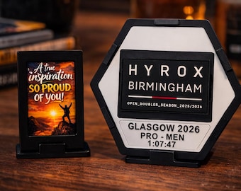 HYROX - Marco para parches HYROX / Exhibidor de pared o escritorio personalizado, todo en uno (para todas las estaciones)