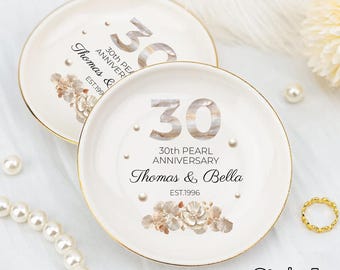 Personalized 30th Wedding Anniversary Jewelry Dish, Pearl Anniversary Gift, 30 Year Anniversary Trinket Dish, Custom Pearl Gift for Couple