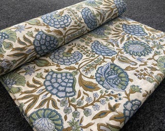 Tela de algodón estampada a mano con bloques de madera – Estampado floral Jaipuri azul y verde