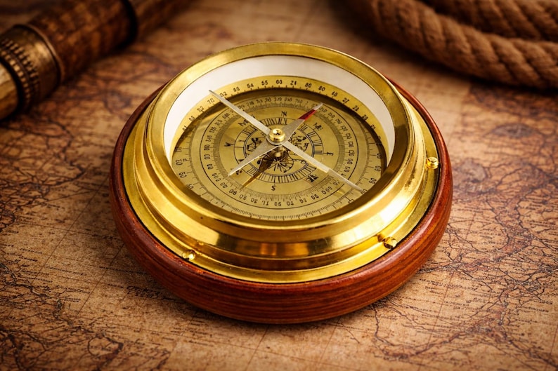 Compass Gold Casing Vintage Brass Nautical Working Compass, Antique Wooden Base Decor - Etsy