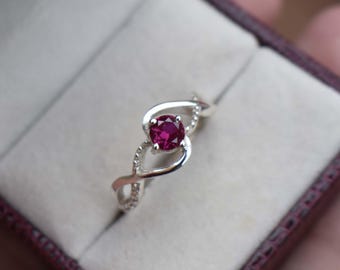 Lab Grown Raby Gemstone Ring Dainty Wedding Jewelry S925 Sterling Silver