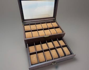 Luxus-Uhrenbox - 24 Slot Uhrenaufbewahrung mit Glasplatte und Schublade, rustikale Holzoptik, personalisiertes Geschenk für Sammler