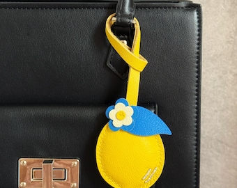 Leather Lemon Bag Charm, Handmade Leather Bag Charm, Leather Handbag and Purse Charm, Cute Lemon Keychain Charm, Handmade Leather Gift