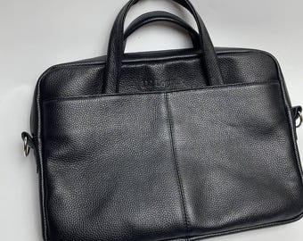Leather Laptop Bag: Stylish Business Briefcase for Men & Women