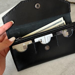 Black Leather Wallet Women&#39;s – Kaiser Smooth Leather – 3 Card Slots, Coin Pocket, 2 Bill Compartments – 20×10 cm – Handmade Gift