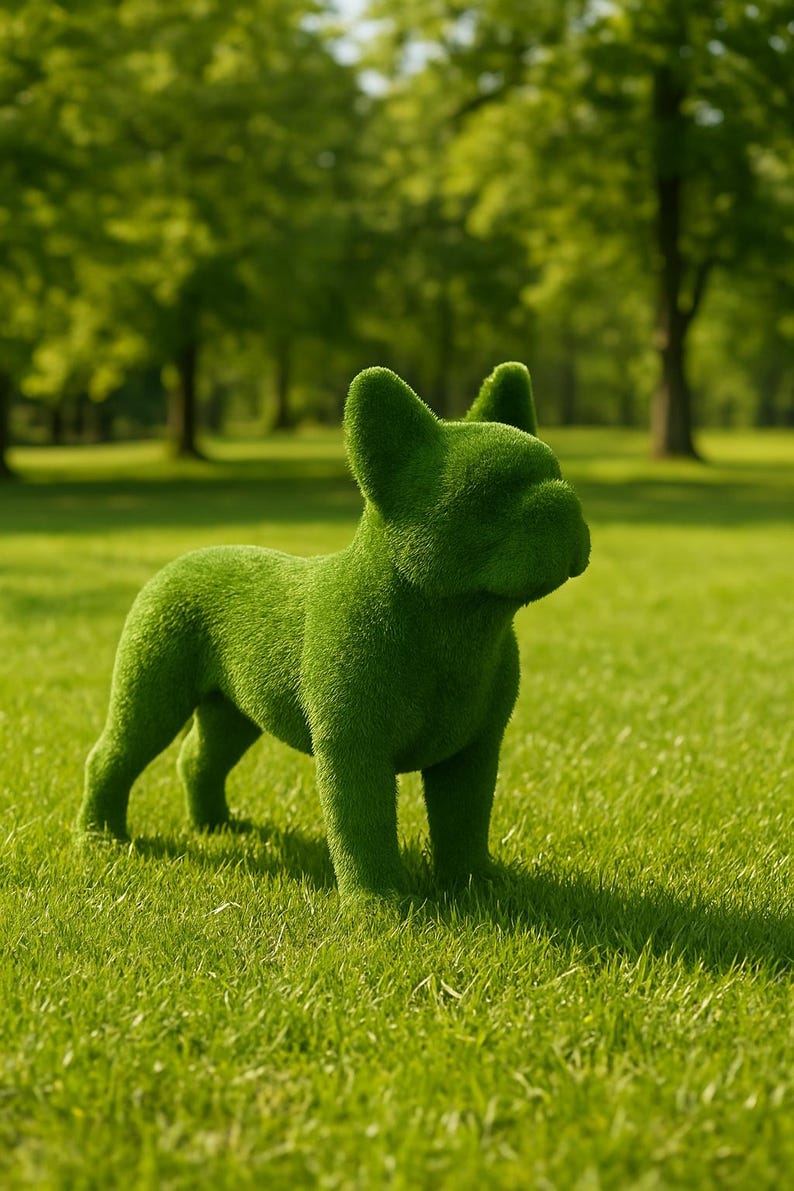 GREENOMYtopiary French Bulldog Topiary Sculpture - Thumbnail 4