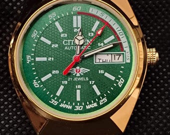 Vintage Citizen Automatic Movement No-8200 Green Dial Japan Made Men's Wrist Watch