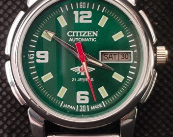 Vintage Citizen Automatic Watch: Green Dial Day-Date, Japan Made