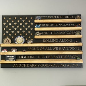 100 Coins US Army Song Rolling Along US Flag Challenge Coin Morale Patch Display Holder Rack Rustic Retirement Promotion Gift