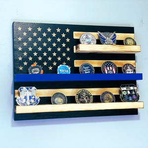 40 Coins Thin Blue Line Challenge Coin Display Wood American Flag Rustic Decor Wall Mounted Police Law Enforcement Officer Cop Dad Gift