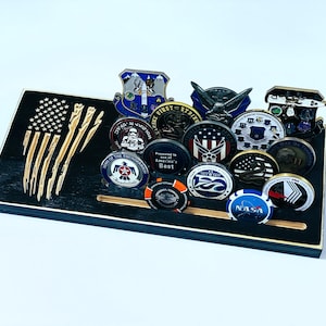 20 Coins US Flag Distressed Military Challenge Coin Holder Rack Desk Display Collection Retirement Promotion Army Navy Marines Air Force