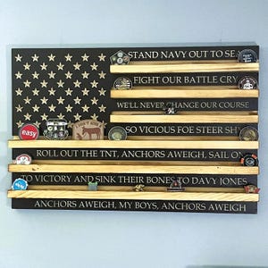 100 Coins US Navy Song Anchors Aweigh US Flag Challenge Coin Morale Patch Display Holder Rack Rustic Retirement Promotion Gift