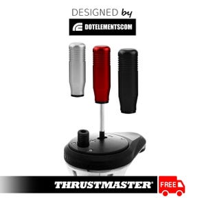 Peut inclure: Une base de levier de vitesse avec une tige métallique centrale et trois pommeaux cylindriques interchangeables en argent, rouge et noir. Le texte DESIGNED by DOTELEMENTSCOM figure en haut et THRUSTMASTER est inscrit en bas de l'image.